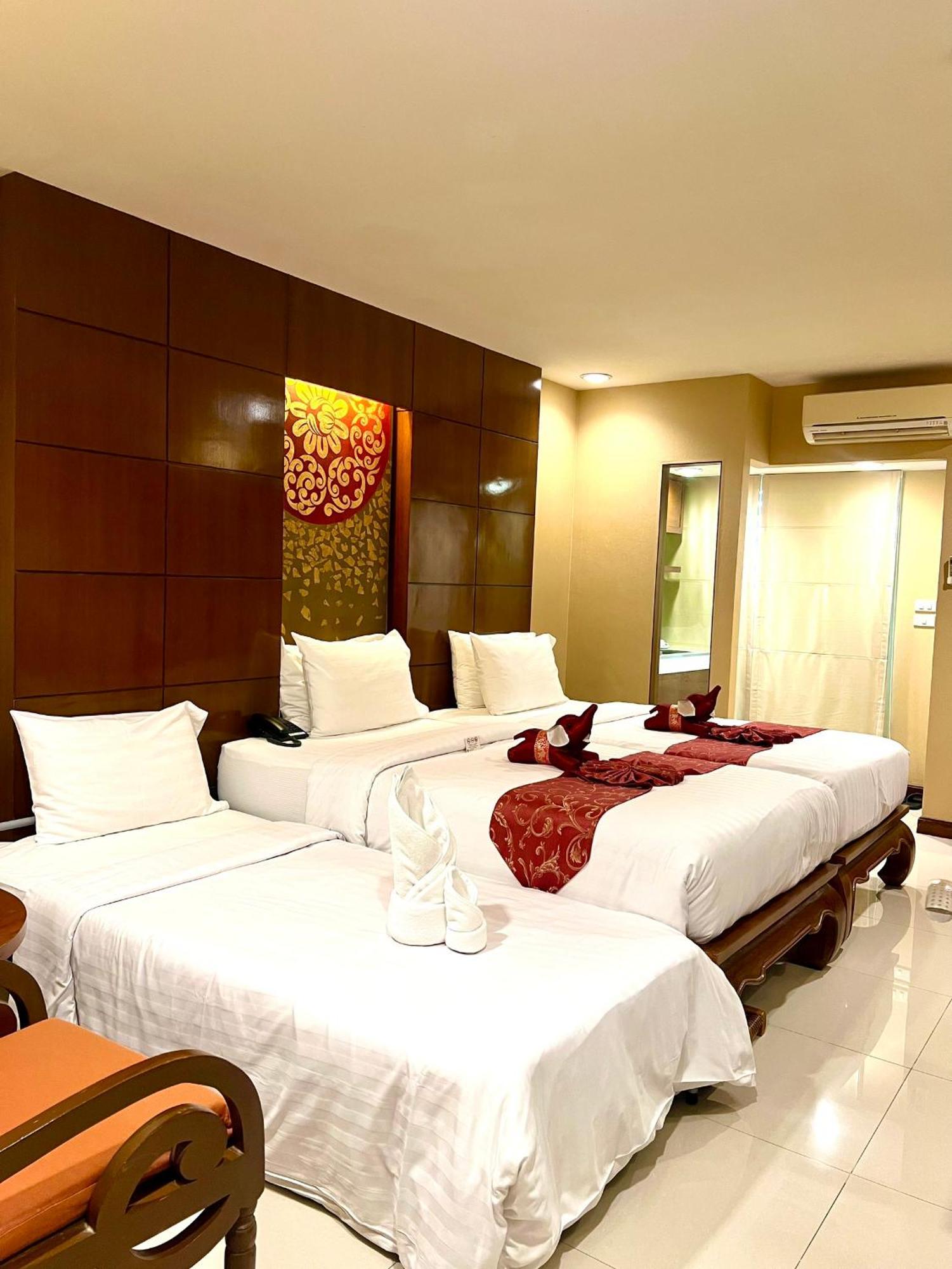 Deluxe Twin Extra Bed3 Adutls No Airport Transfer