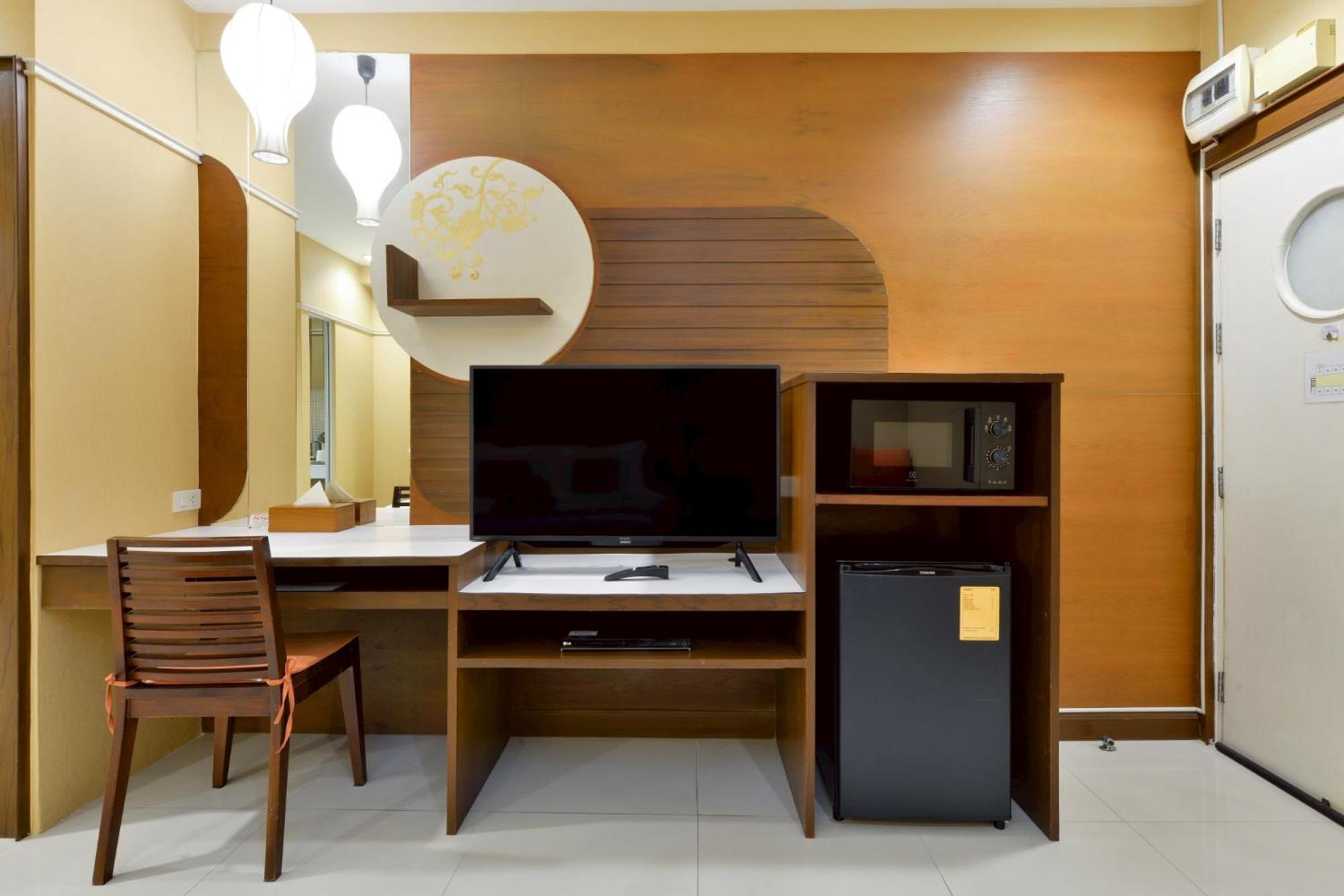 Deluxe Twin Extra Bed3 Adutls No Airport Transfer